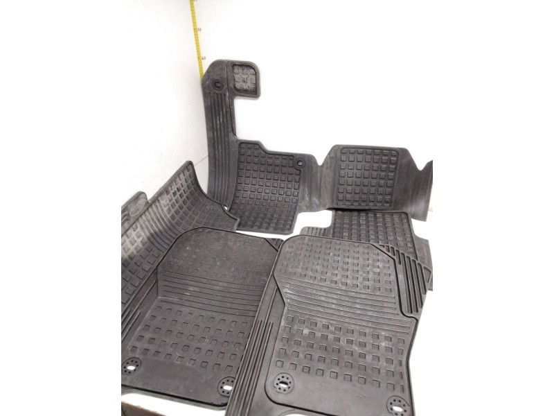 Recambio de alfombra para land rover discovery referencia OEM IAM EAH500050PMA GAH500052PMA GOMA