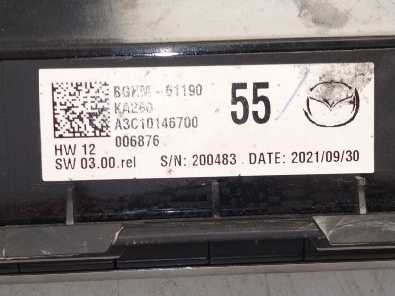 Recambio de mando climatizador para mazda cx-30 (dm) skyactiv-g m hybrid referencia OEM IAM BGKM61190  