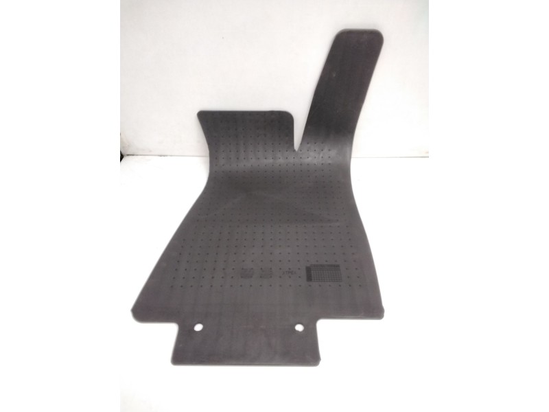Recambio de alfombra para jaguar x-type referencia OEM IAM 2W93130A88BA  GOMA