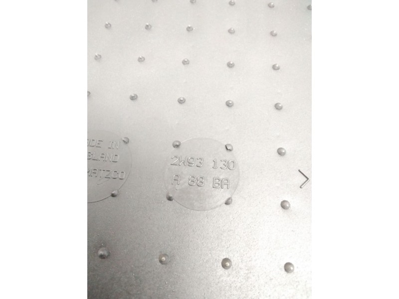 Recambio de alfombra para jaguar x-type referencia OEM IAM 2W93130A88BA  GOMA