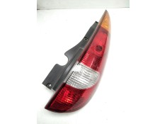 Recambio de piloto trasero derecho para nissan almera tino (v10m) 2.2 dci diesel cat referencia OEM IAM 26554BU200 VALEO 8930404
