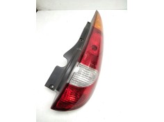 Recambio de piloto trasero derecho para nissan almera tino (v10m) 2.2 dci diesel cat referencia OEM IAM 26554BU200 VALEO 8930404