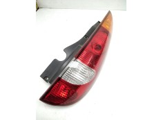 Recambio de piloto trasero derecho para nissan almera tino (v10m) 2.2 dci diesel cat referencia OEM IAM 26554BU200 VALEO 8930404