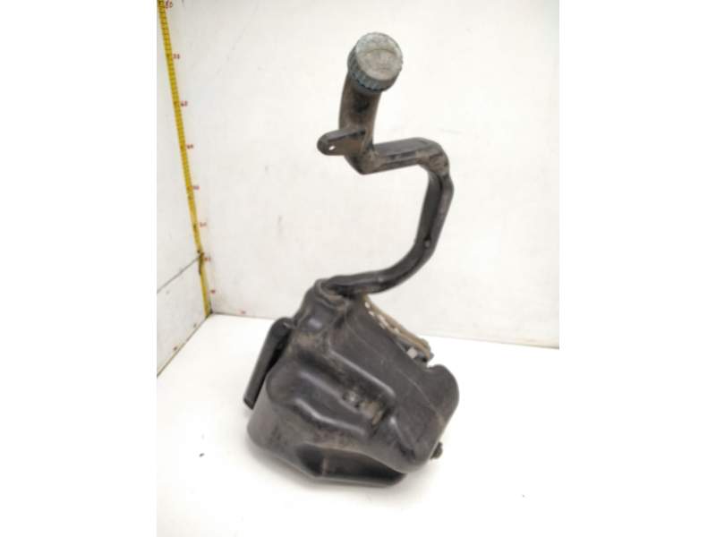 Recambio de deposito limpia para man tgx 18.xxx referencia OEM IAM 81264810079  