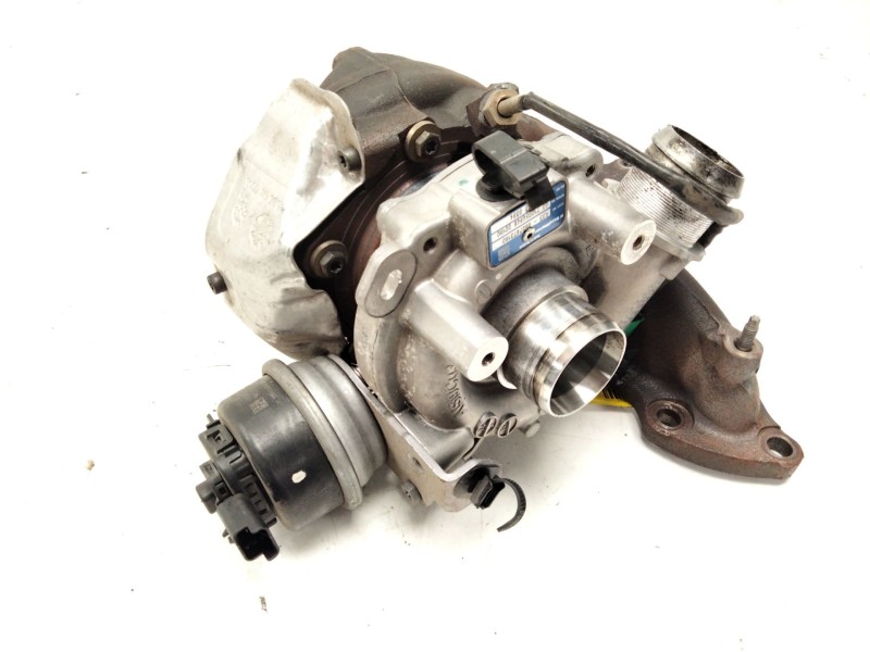Recambio de turbocompresor para citroën c4 picasso ii 2.0 bluehdi 150 referencia OEM IAM 9807873180  