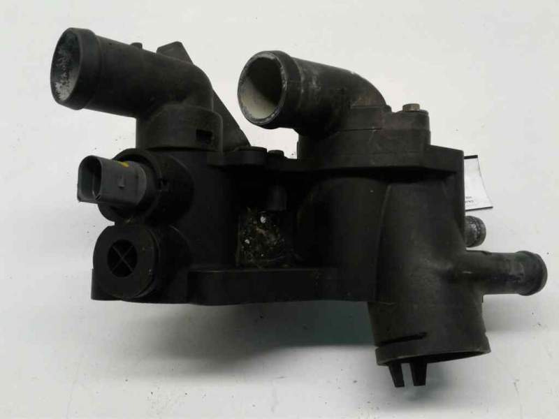 Recambio de caja termostato para volkswagen polo (9n1) 1.4 16v referencia OEM IAM   120835