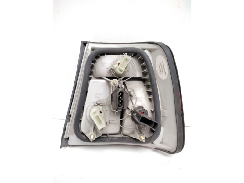 Recambio de piloto trasero izquierdo para bmw serie 5 berlina (e34) 535i referencia OEM IAM 1384009L  