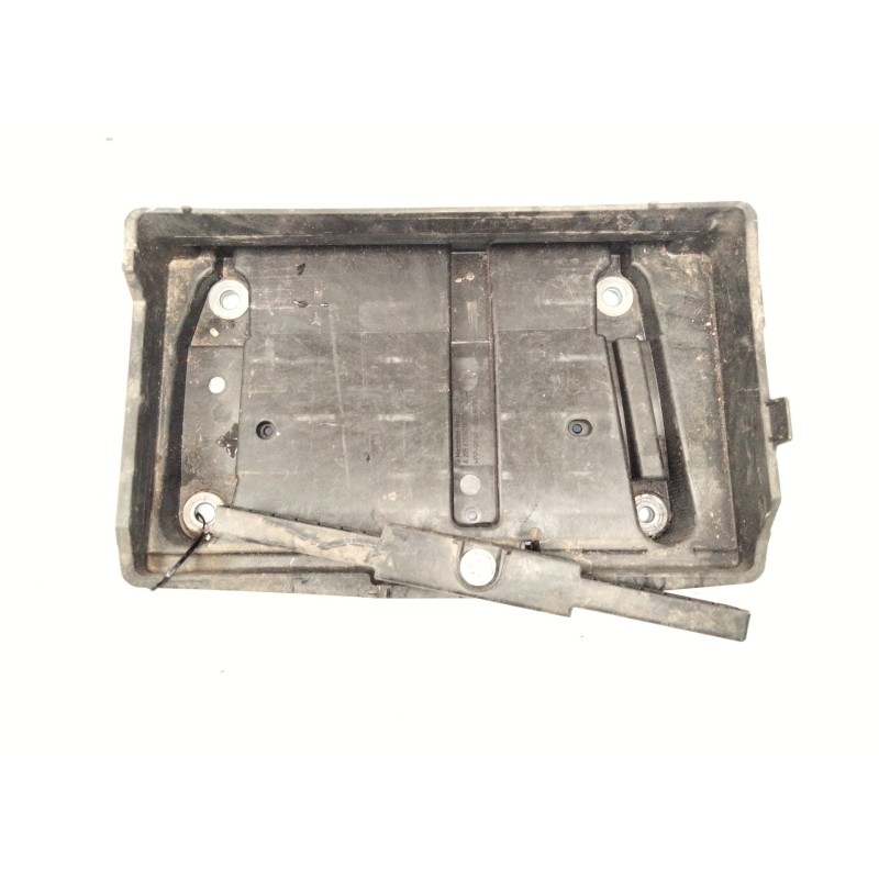 Recambio de soporte bateria para mercedes-benz clase c (w205) c 220 bluetec / d (205.002, 205.004) referencia OEM IAM A205620001