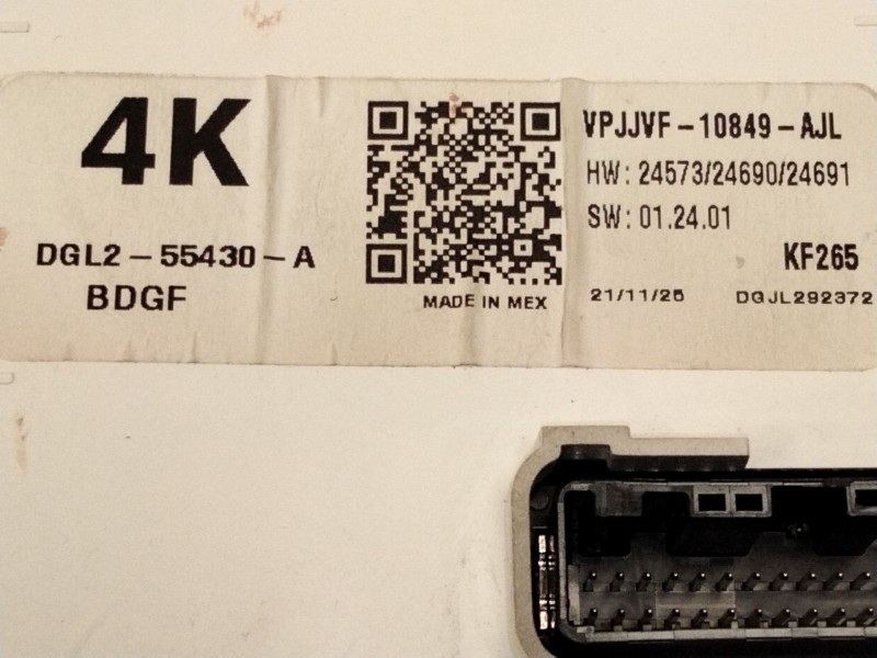 Recambio de cuadro instrumentos para mazda cx-30 (dm) skyactiv-g m hybrid referencia OEM IAM DGL255430A  