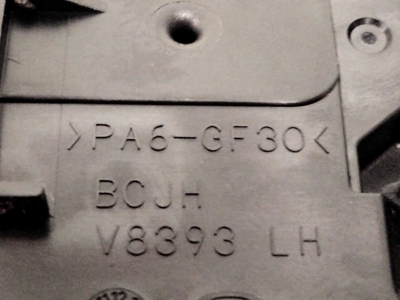 Recambio de maneta interior delantera izquierda para mazda cx-30 (dm) skyactiv-g m hybrid referencia OEM IAM BCJHV8393  