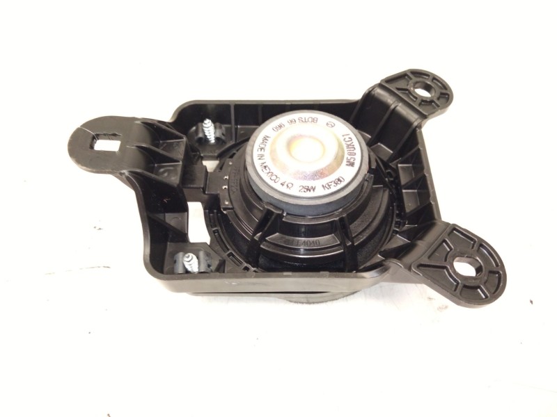 Recambio de altavoz para mazda cx-30 (dm) skyactiv-g m hybrid referencia OEM IAM M50UKC1  