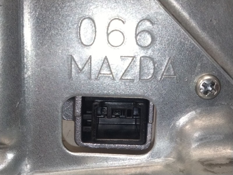 Recambio de motor limpia trasero para mazda cx-30 (dm) skyactiv-g m hybrid referencia OEM IAM   