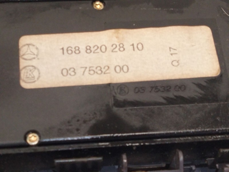 Recambio de mando elevalunas delantero izquierdo para mercedes-benz clase a (w168) a 170 cdi (168.008) referencia OEM IAM 168820