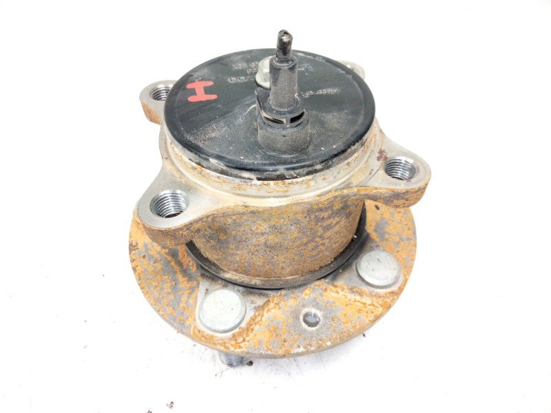 Recambio de buje trasero izquierdo para mazda cx-30 (dm) skyactiv-g m hybrid referencia OEM IAM K4233  