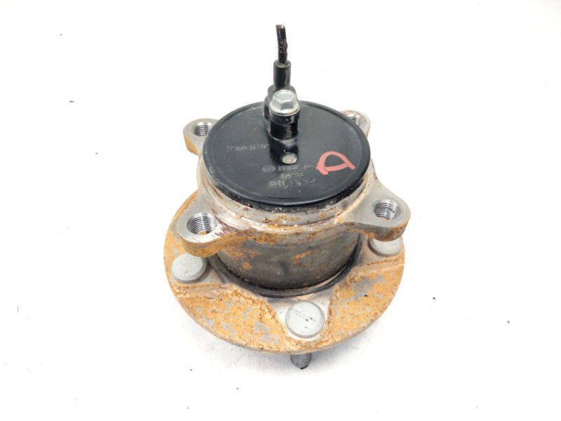 Recambio de buje trasero derecho para mazda cx-30 (dm) skyactiv-g m hybrid referencia OEM IAM K4233  