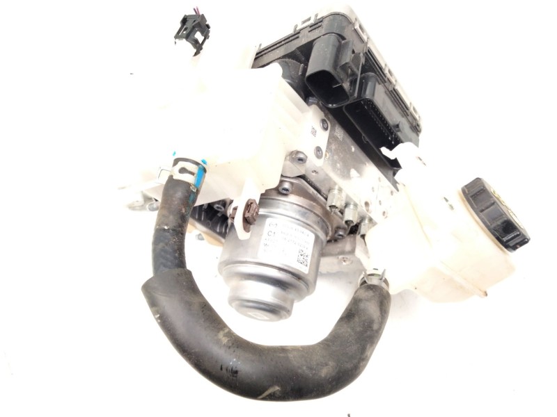 Recambio de abs para mazda cx-30 (dm) skyactiv-g m hybrid referencia OEM IAM DGJ6439A0A  