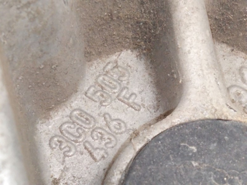 Recambio de mangueta trasera derecha para volkswagen tiguan (5n2) t1 bluemotion referencia OEM IAM 3C0503436  