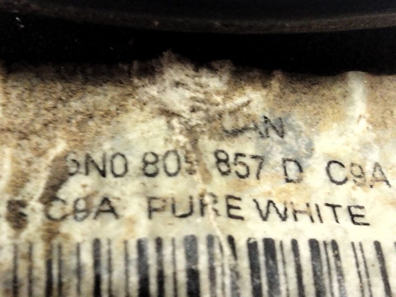 Recambio de tapa exterior combustible para volkswagen tiguan (5n2) t1 bluemotion referencia OEM IAM 5N0805857  