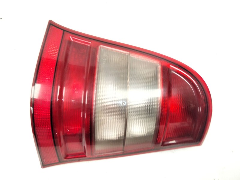 Recambio de piloto trasero derecho para mercedes-benz clase a (w168) a 170 cdi (168.008) referencia OEM IAM 1688200664  