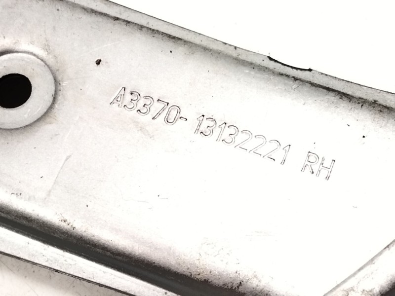 Recambio de elevalunas delantero derecho para opel zafira / zafira family b (a05) 1.9 cdti (m75) referencia OEM IAM 13132221  