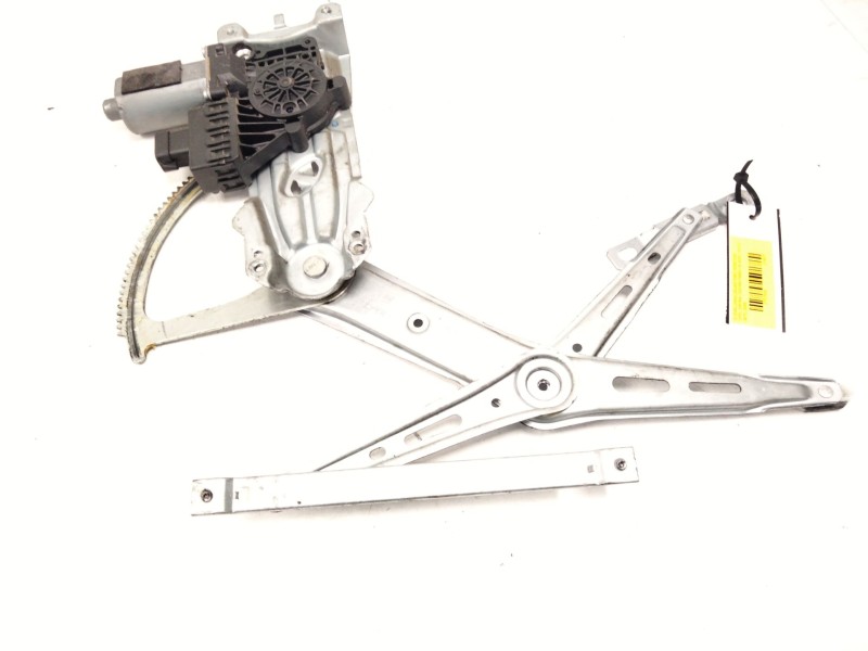 Recambio de elevalunas delantero derecho para opel zafira / zafira family b (a05) 1.9 cdti (m75) referencia OEM IAM 13132221  