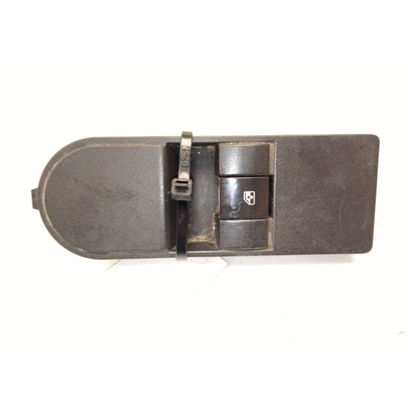 Recambio de mando elevalunas delantero derecho para opel zafira / zafira family b (a05) 1.9 cdti (m75) referencia OEM IAM 132287