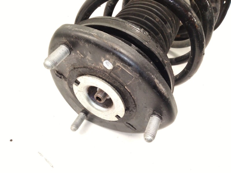 Recambio de amortiguador delantero derecho para mazda cx-30 (dm) skyactiv-g m hybrid referencia OEM IAM DHPH34700  