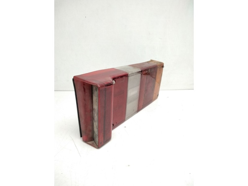 Recambio de piloto trasero derecho para lancia y10 (156_) 1.0 turbo (156d) referencia OEM IAM SIEM14407  