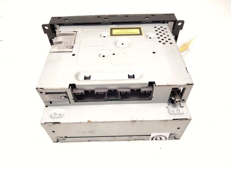 Recambio de sistema audio / radio cd para dodge nitro 2.8 crd referencia OEM IAM 05064924AG  