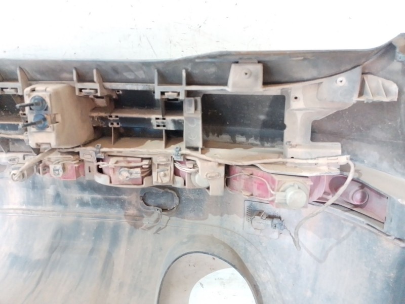 Recambio de paragolpes trasero para audi q7 (4lb) 3.0 tdi quattro referencia OEM IAM   