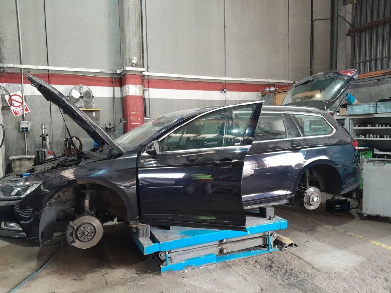 volkswagen passat b8 variant (3g5, cb5) del año 2014