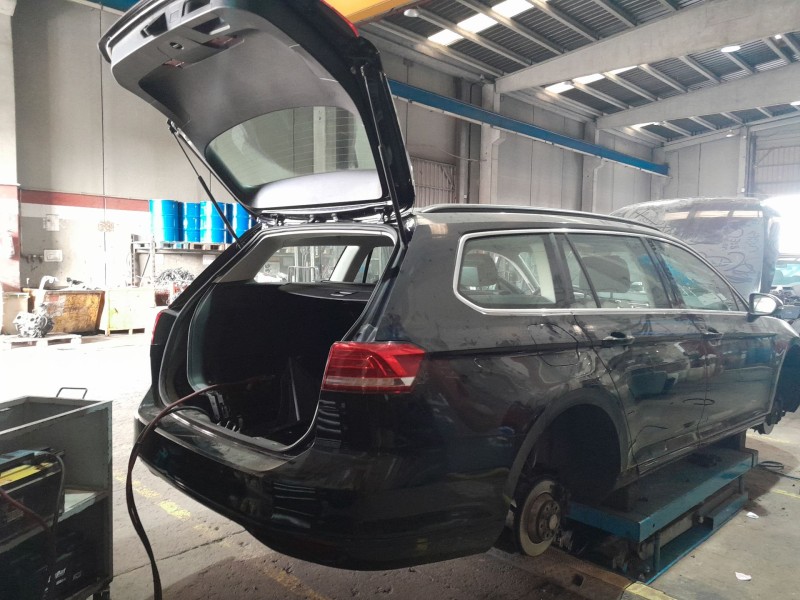 volkswagen passat b8 variant (3g5, cb5) del año 2014