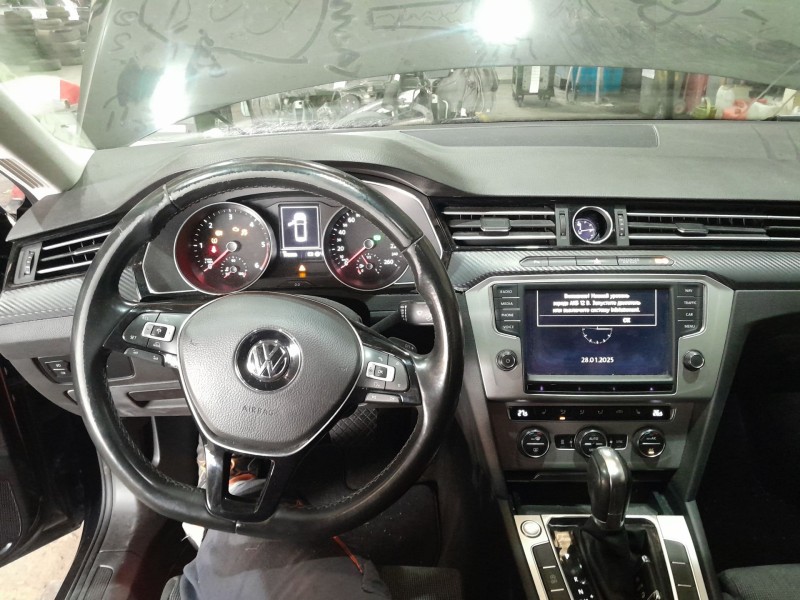 volkswagen passat b8 variant (3g5, cb5) del año 2014