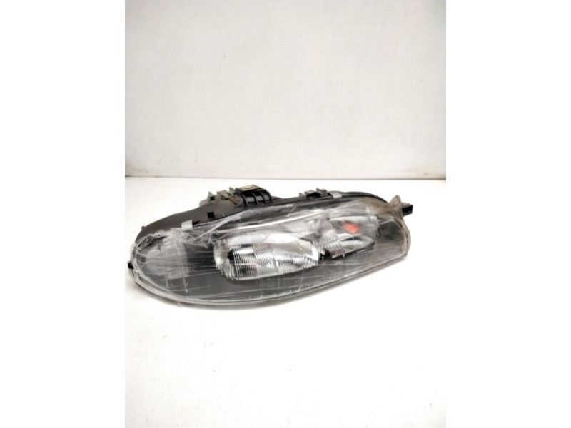 Recambio de faro derecho para fiat brava (182) jtd 105 / 100 sx referencia OEM IAM DEPO6611120R  01027861