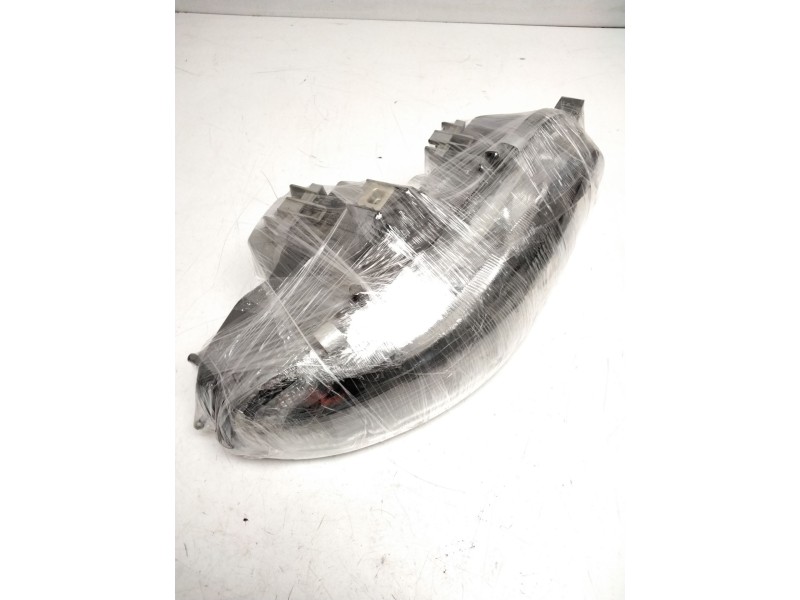 Recambio de faro derecho para fiat brava (182) jtd 105 / 100 sx referencia OEM IAM DEPO6611120R  01027861