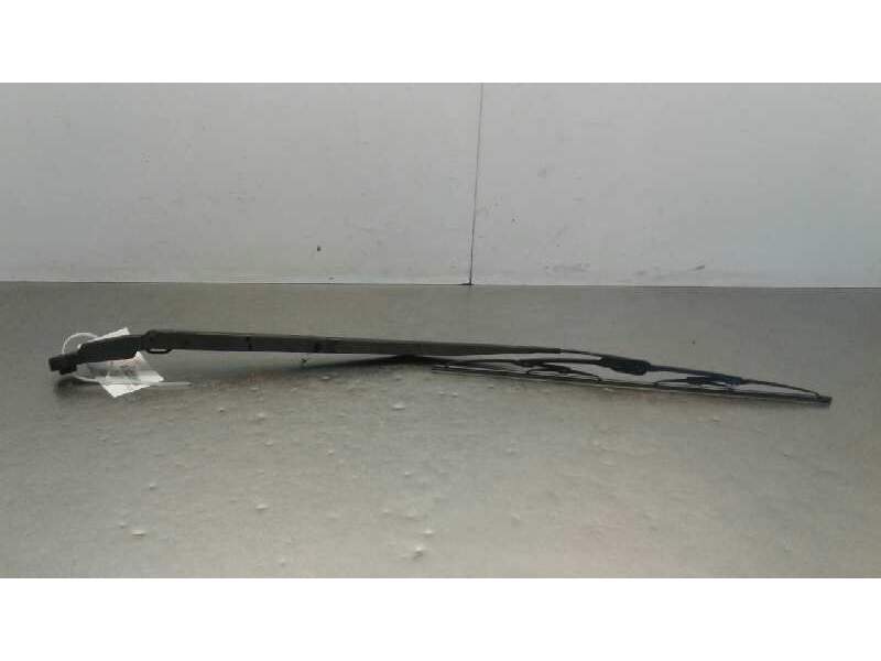 Recambio de brazo limpia delantero derecho para nissan primera berlina (p12) acenta referencia OEM IAM 28886AU312  