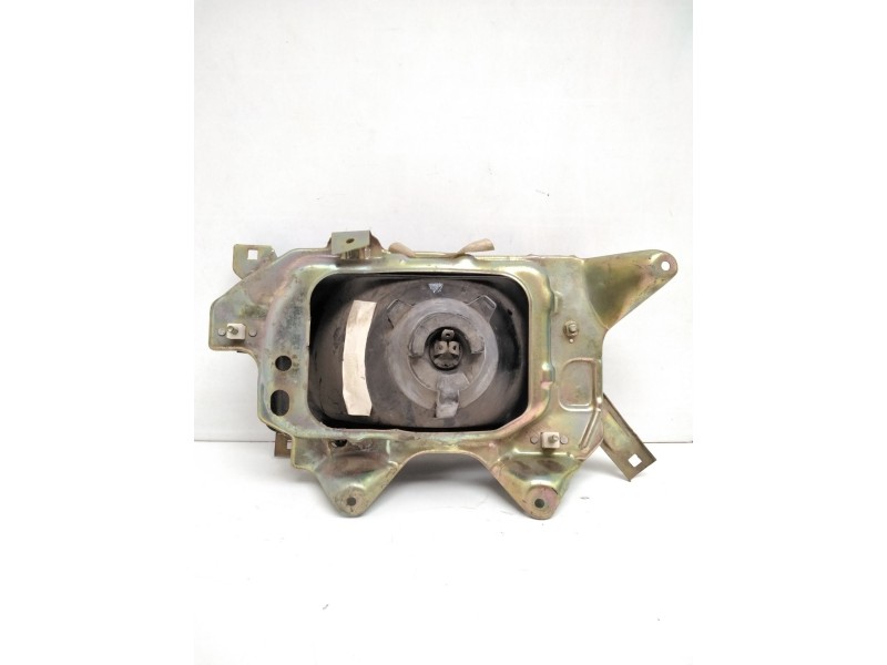 Recambio de faro derecho para nissan bluebird berlina./combi.(u11) esprit berlina referencia OEM IAM IKI1116  11447