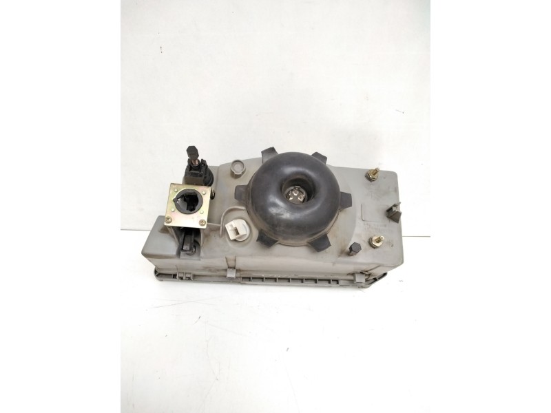 Recambio de faro derecho para fiat ducato combi (desde 03.94) referencia OEM IAM 35680748  CARELLO