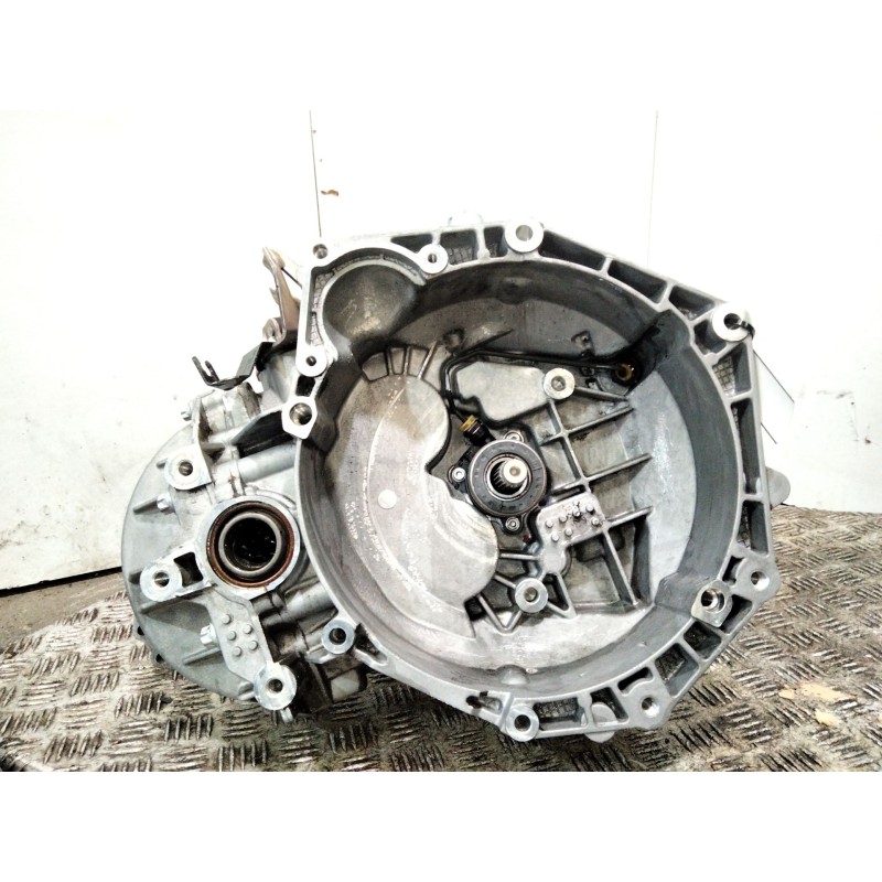 Recambio de caja cambios para opel zafira / zafira family b (a05) 1.9 cdti (m75) referencia OEM IAM 55192042  