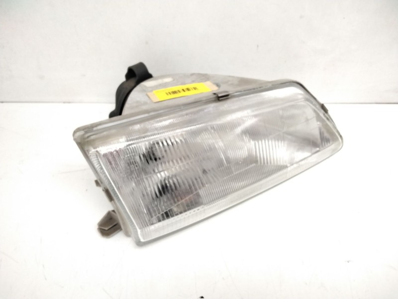 Recambio de faro derecho para peugeot 106 (s1) 1.4 referencia OEM IAM TYC203241  