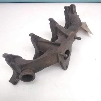 Recambio de colector escape para renault trafic caja cerrada (ab 4.01) referencia OEM IAM   120863