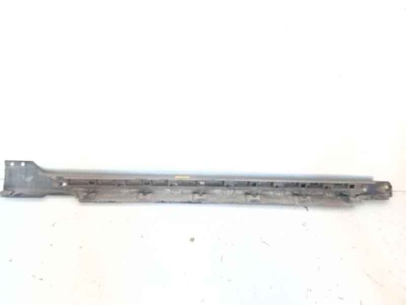 Recambio de talonera izquierda para volkswagen passat b8 variant (3g5, cb5) 2.0 tdi 4motion referencia OEM IAM 3G0853857  