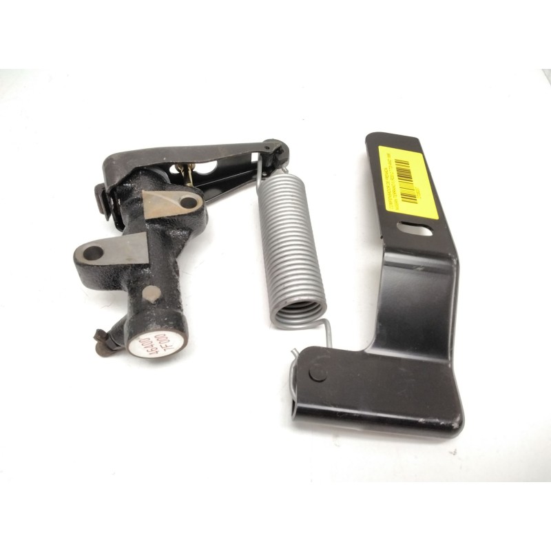 Recambio de compensador de frenada para nissan terrano ii (r20) 2.7 tdi 4wd referencia OEM IAM 464007F000  
