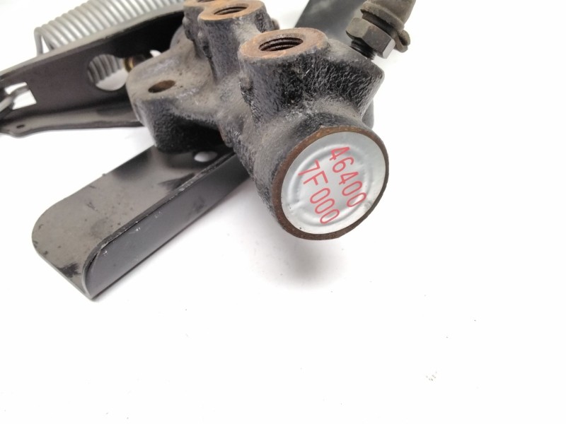 Recambio de compensador de frenada para nissan terrano ii (r20) 2.7 tdi 4wd referencia OEM IAM 464007F000  