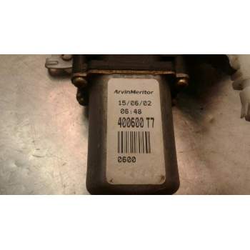 Recambio de elevalunas trasero derecho para nissan primera berlina (p12) acenta referencia OEM IAM 400600T7  