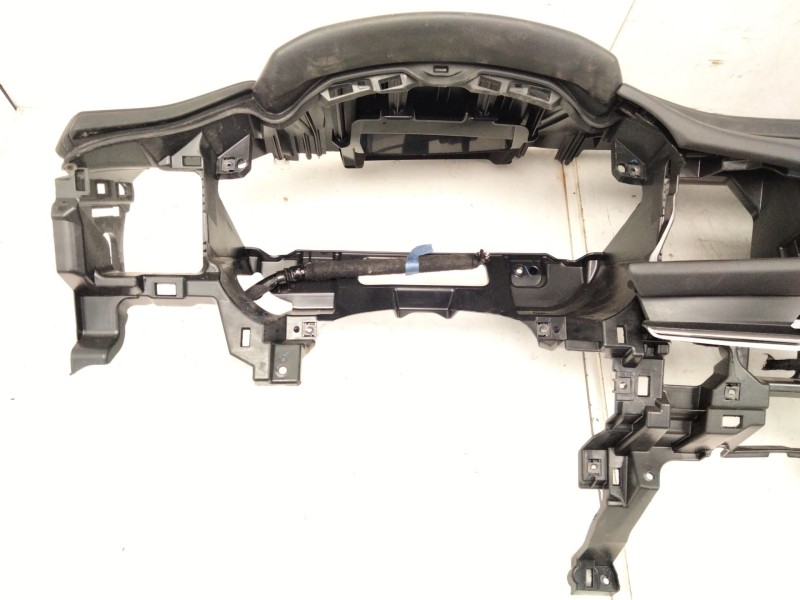 Recambio de salpicadero para mazda cx-30 (dm) skyactiv-g m hybrid referencia OEM IAM DGH960381 DGK9 