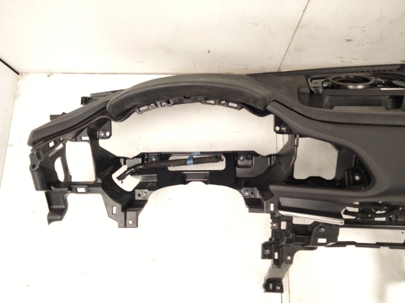 Recambio de salpicadero para mazda cx-30 (dm) skyactiv-g m hybrid referencia OEM IAM DGH960381 DGK9 