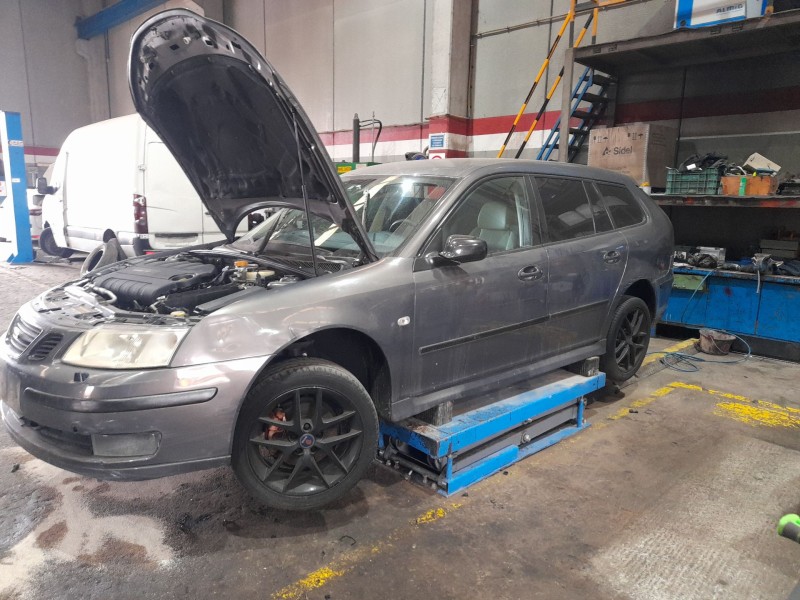 saab 9-3 ranchera familiar (e50) del año 2005