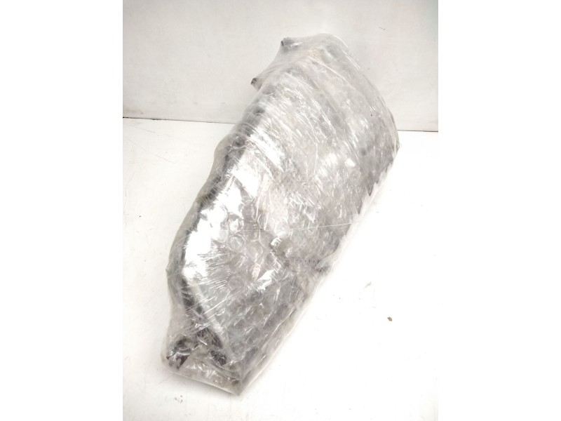 Recambio de faro derecho para renault maxity referencia OEM IAM 8931721  