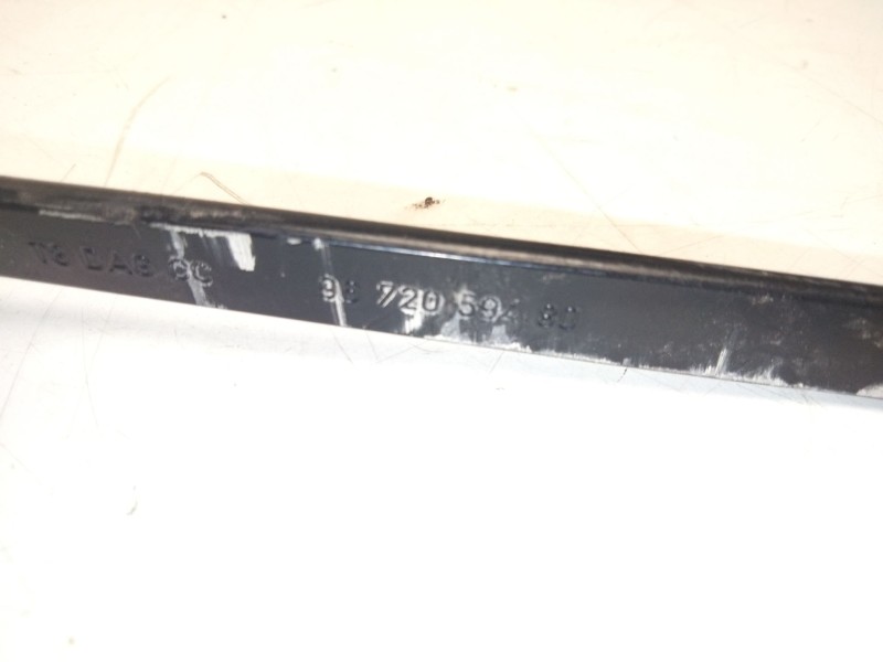 Recambio de brazo limpia delantero izquierdo para peugeot 5008 (0u_, 0e_) 1.6 16v referencia OEM IAM 9672059480  